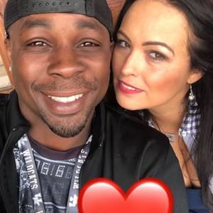 Meet your Posher, Tee